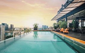 Kin Hotel Thi Sach Edition